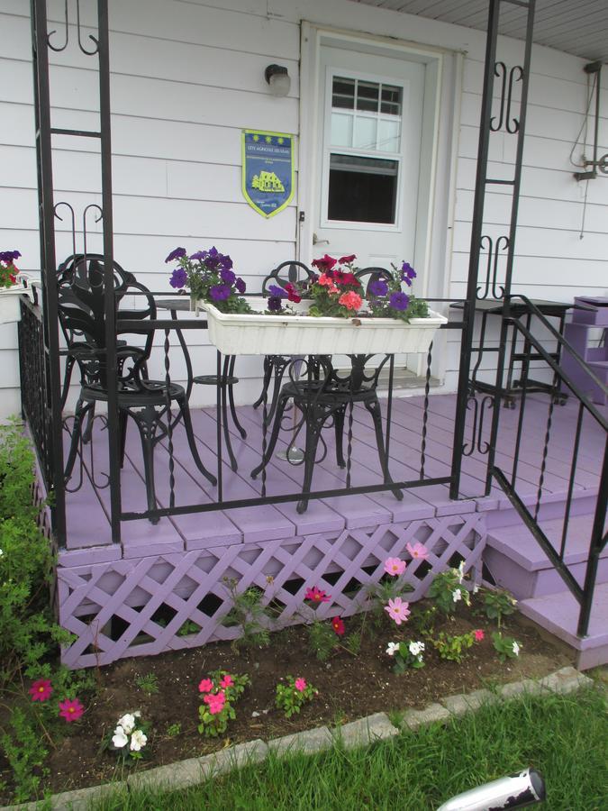 Saint Wenceslas Gite Agricole Les Lilas المظهر الخارجي الصورة